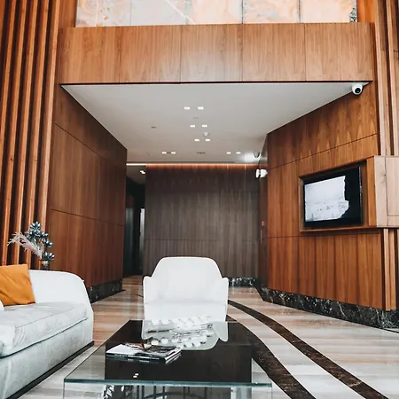 The 1 -nicosia Elite Stay- Gym Pool 24h Concierge 니코시아