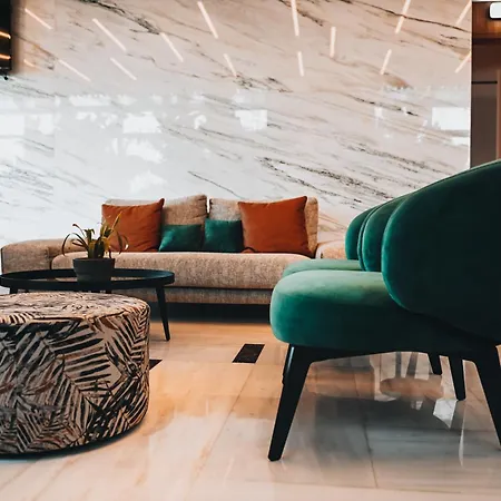 The 1 -nicosia Elite Stay- Gym Pool 24h Concierge * 니코시아