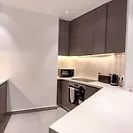 The 1 -nicosia Elite Stay- Gym Pool 24h Concierge