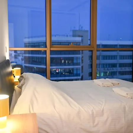 The 1 -nicosia Elite Stay- Gym Pool 24h Concierge דירה