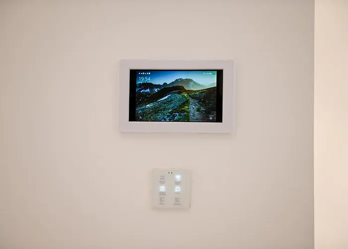 The 1 -nicosia Elite Stay- Gym Pool 24h Concierge ニコシア