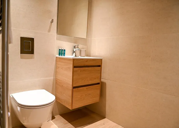 The 1 -nicosia Elite Stay- Gym Pool 24h Concierge Apartmán