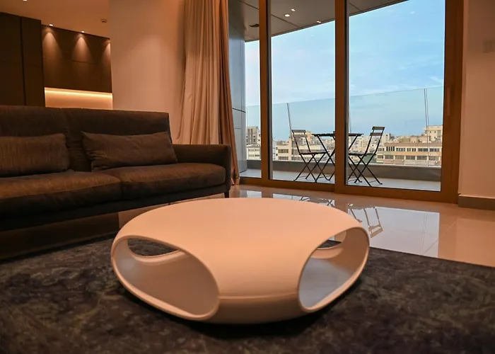 The 1 -nicosia Elite Stay- Gym Pool 24h Concierge アパート ニコシア